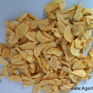 Flocos de alho desidratado